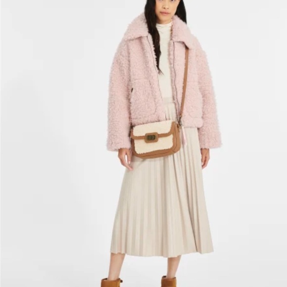 NWT Maeve UGGfluff
Jacket - Picture 3 of 4